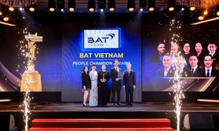 BAT Việt Nam được vinh danh 'Lãnh đạo Phát triển Con người' tại giải thưởng Lãnh đạo Xuất sắc - Việt Nam Excellence 2025