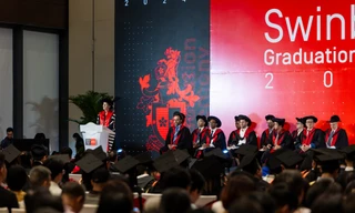 Cơ hội nhận bằng cử nhân chuyên ngành Tài chính từ Australia ngay tại Việt Nam