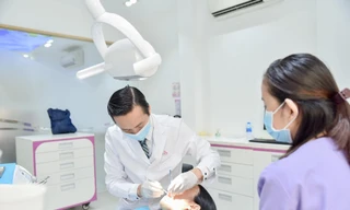 Nụ cười rạng rỡ trở lại - Niềm tin hy vọng cho bệnh nhân mất răng toàn hàm