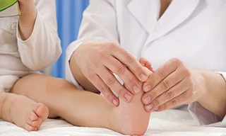 Những bí mật tuyệt vời trong sự phát triển của bé qua từng năm tuổi