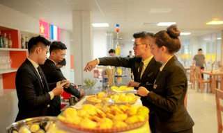 Liên thông 01 năm CYU - HUTECH, nhận bằng Cử nhân Nhà hàng - Khách sạn quốc tế