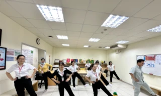 Nhân viên Ajinomoto Việt Nam xua tan uể oải với 5 phút thể dục giữa giờ mỗi ngày