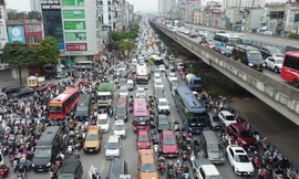 Hà Nội: Chuyển đổi sang phương tiện xanh là vấn đề nhạy cảm, nhưng không thể trì hoãn