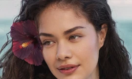 Người mẫu cao 1,82 m đăng quang Hoa hậu Pháp