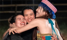 Chị đẹp Trang Pháp hé lộ gia thế có ông là nhà ngoại giao