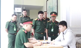 Hà Nội: Không còn cảnh chen chân xếp hàng nộp hồ sơ mua NOXH sau động thái của chủ đầu tư