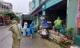 Hà Nội di dời dân khỏi khu vực sạt lở đất