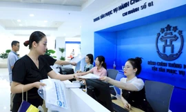Chủ tịch Hà Nội cấm cán bộ yêu cầu nộp giấy tờ khi thông tin đã có trên tài khoản định danh điện tử
