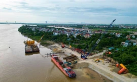 Hà Nội 'chốt' hạn hoàn thành giải phóng mặt bằng 7 cầu vượt sông Hồng