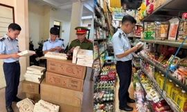 Hà Nội: Phát hiện hàng ngàn chiếc bánh trung thu nhập lậu