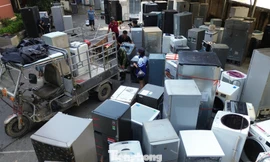 Tình người Thái Nguyên giữa mùa lũ: Sửa miễn phí thiết bị điện ngập nước cho hàng trăm hộ dân