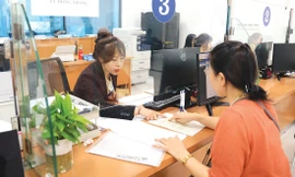 Hà Nội dự kiến chi 1.985 tỉ đồng thu nhập tăng thêm cho cán bộ, công chức