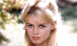 Nhan sắc phá vỡ mọi chuẩn mực của biểu tượng điện ảnh vừa qua đời 