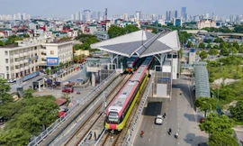 Chủ tịch Hà Nội yêu cầu lựa chọn chuyên gia quốc tế lập quy hoạch các dự án Metro