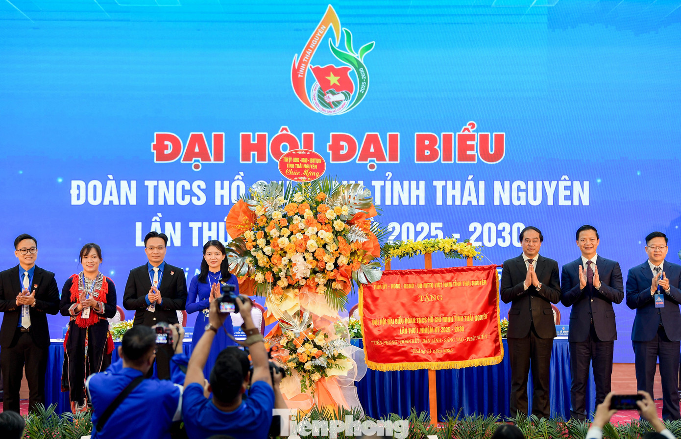 tp-dai-hoi-thai-nguyendsc-4681.jpg