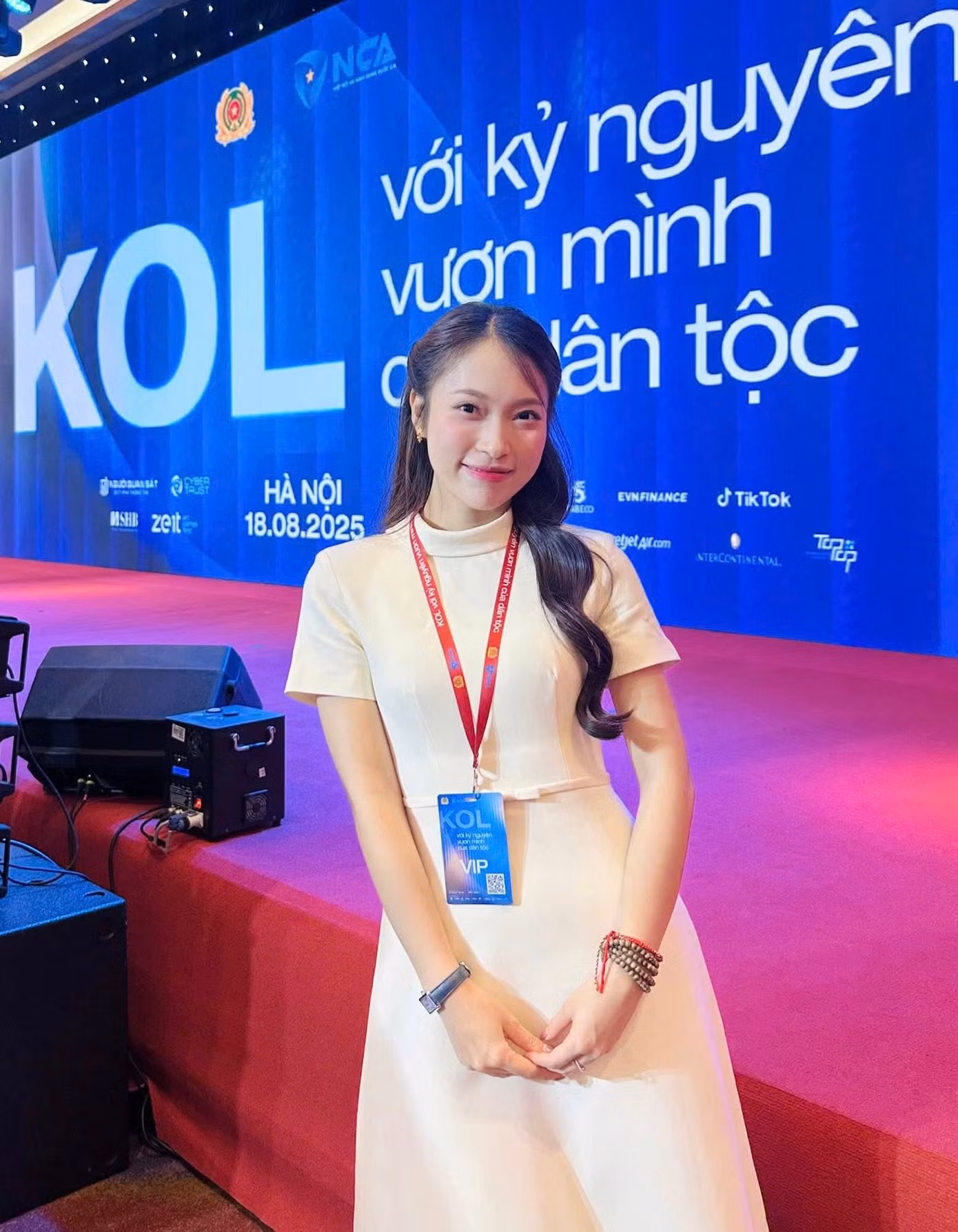 mc-khanh-vy36.jpg