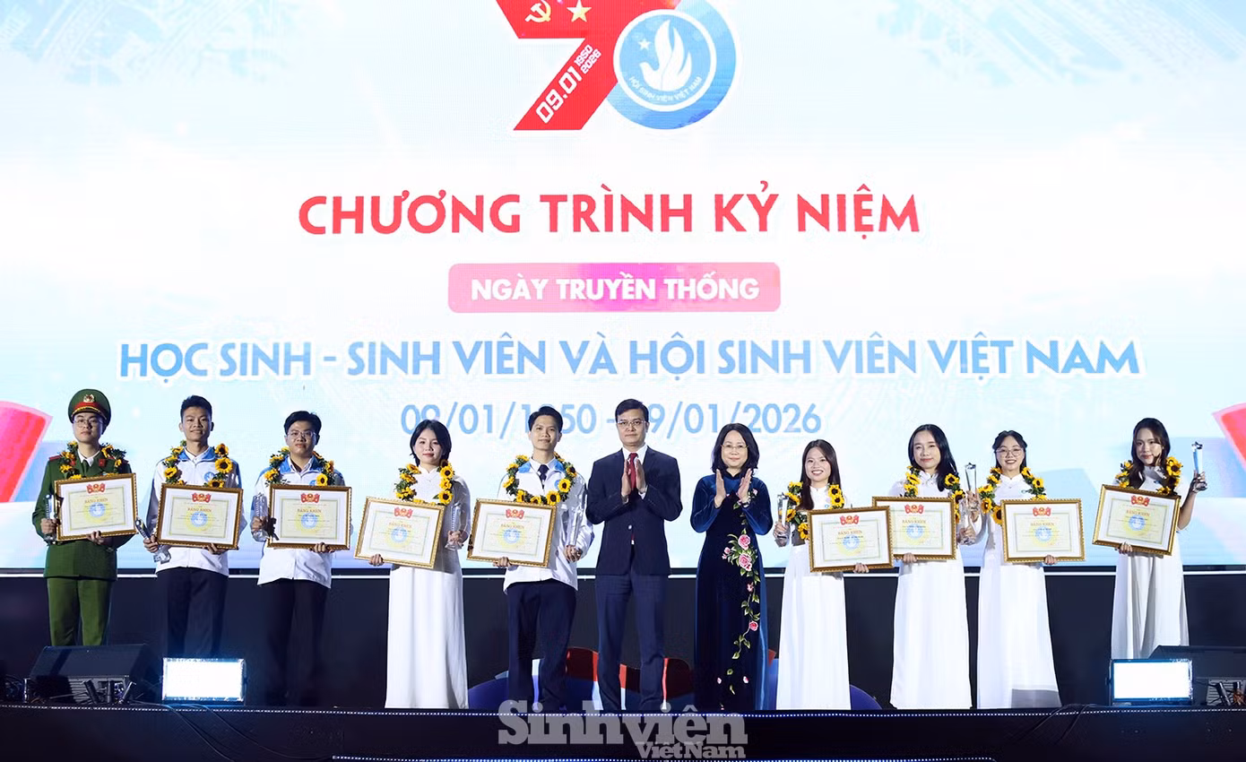 sv-sinh-vien-5-totz7374862338803-b058860c4cd713a9d99b7160401ecb8b.jpg