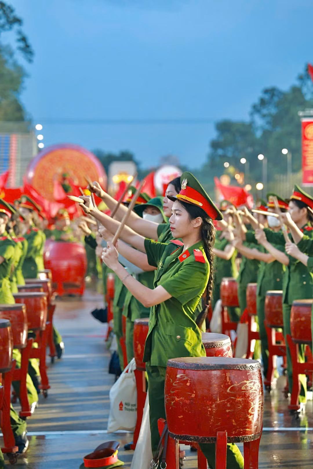 trong-hoi-a8029.jpg