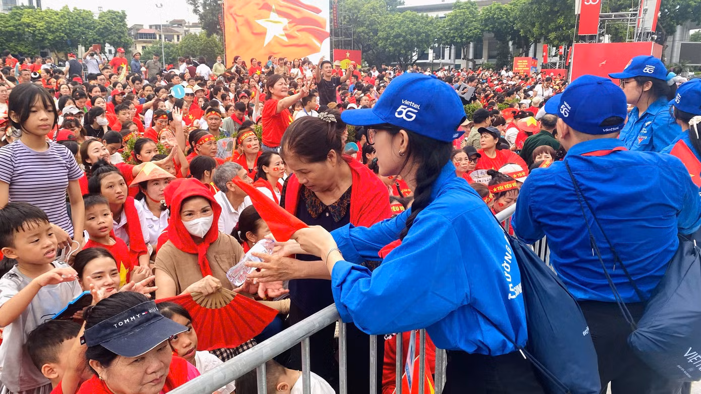 a80-tinh-nguyen-vien42.jpg