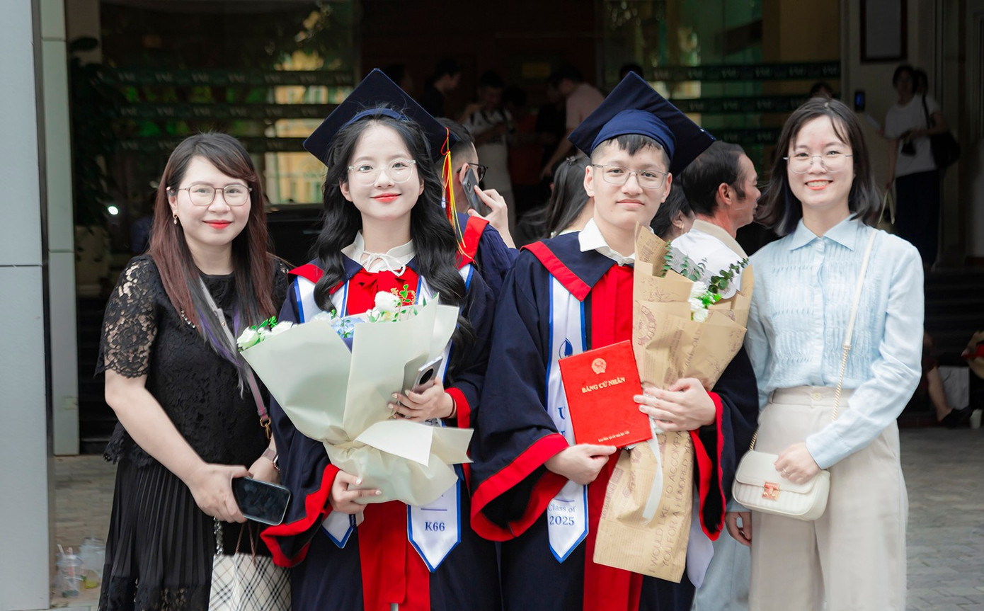 Nguyễn Hữu Đồng tốt nghiệp năm 2025. nguyen-huu-dong22.jpg