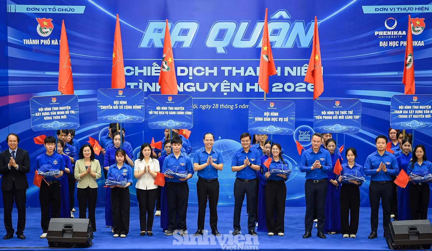 sv-tinh-nguyen-he5.jpg