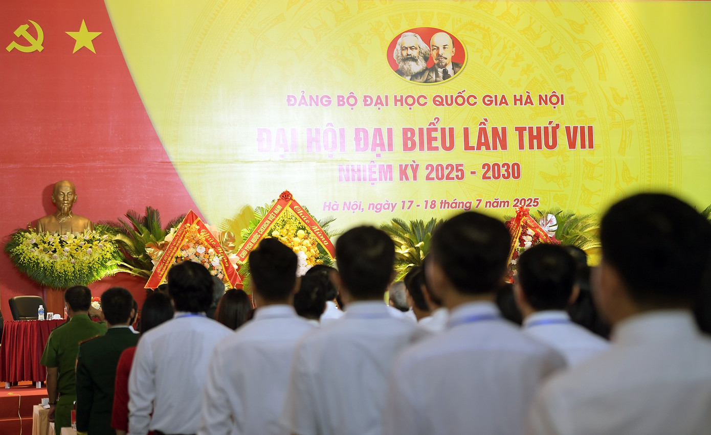 Đại hội có sự tham dự của 295 đại biểu. dhqg-ha-noi21.jpg