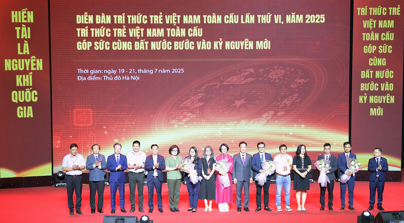 Ra mắt Hội đồng tư vấn và Ban điều hành các tổ thảo luận. dsc-5029.jpg