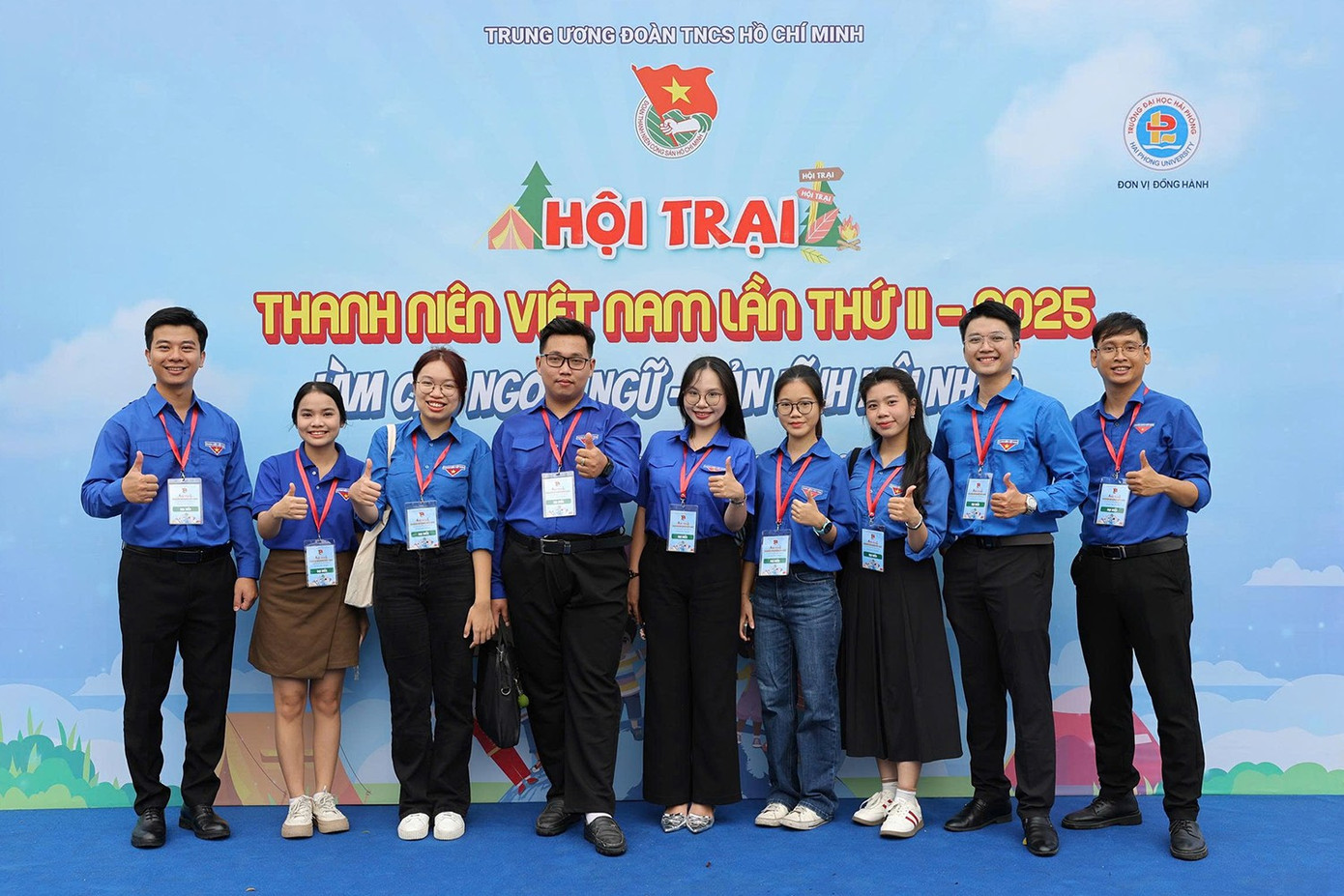 Gần 100 đại biểu tham gia hội trại ‘Thanh niên Việt Nam: Làm chủ ngoại ngữ – Bản lĩnh hội nhập’. hoi-trai23.jpg