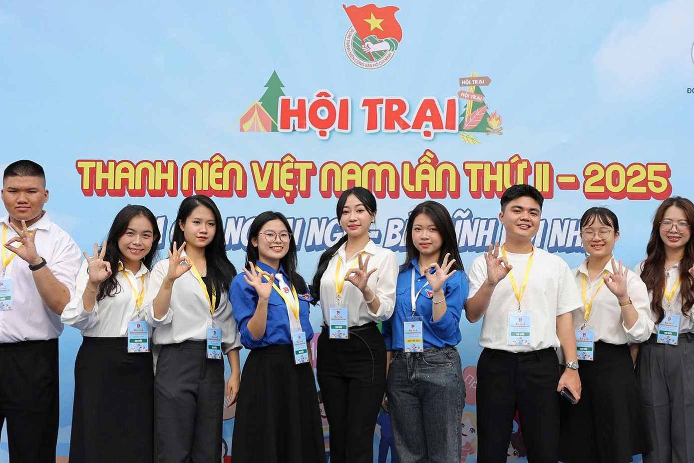 Gần 100 đại biểu tham gia hội trại ‘Thanh niên Việt Nam: Làm chủ ngoại ngữ – Bản lĩnh hội nhập’. hoi-trai24.jpg
