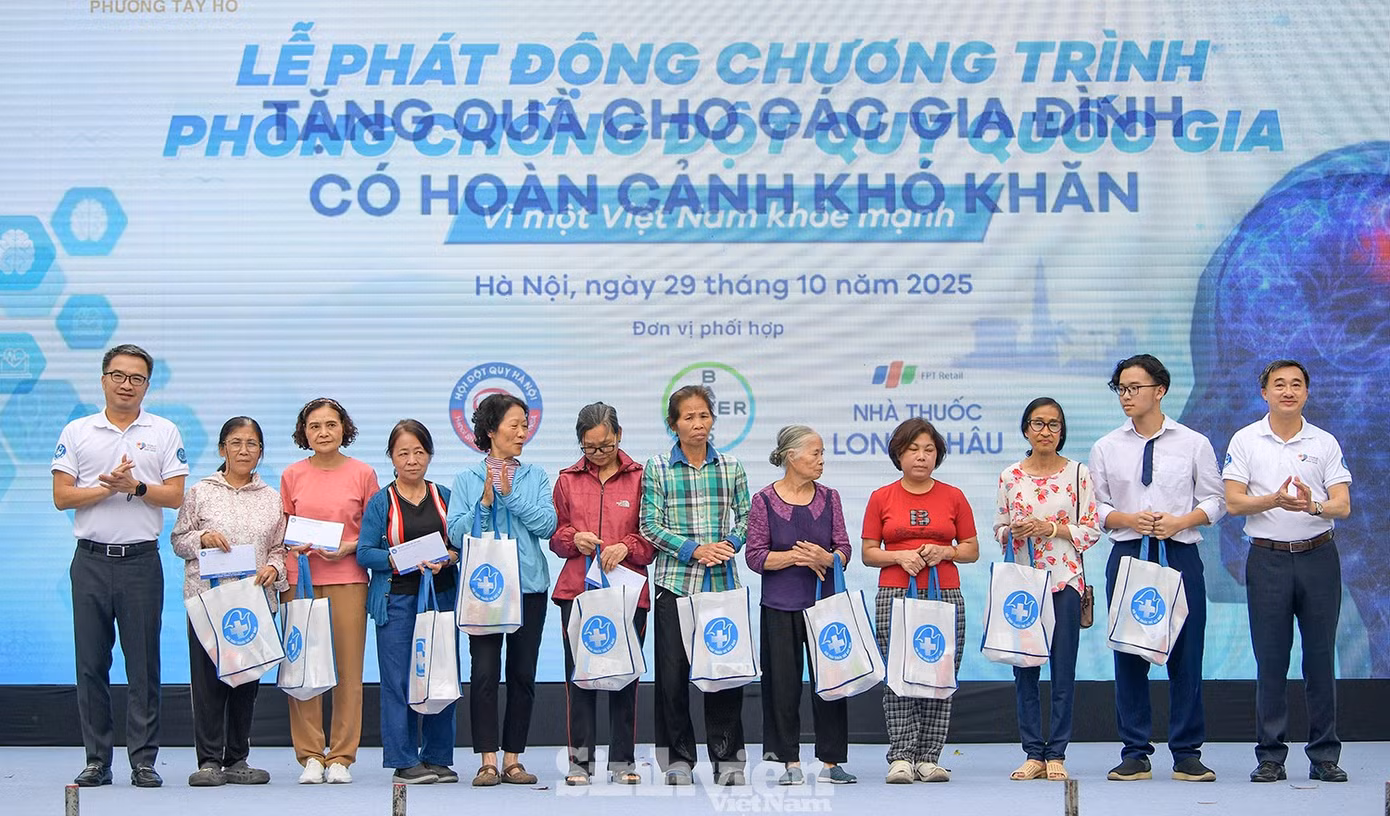 sv-kham-suc-khoe36.jpg