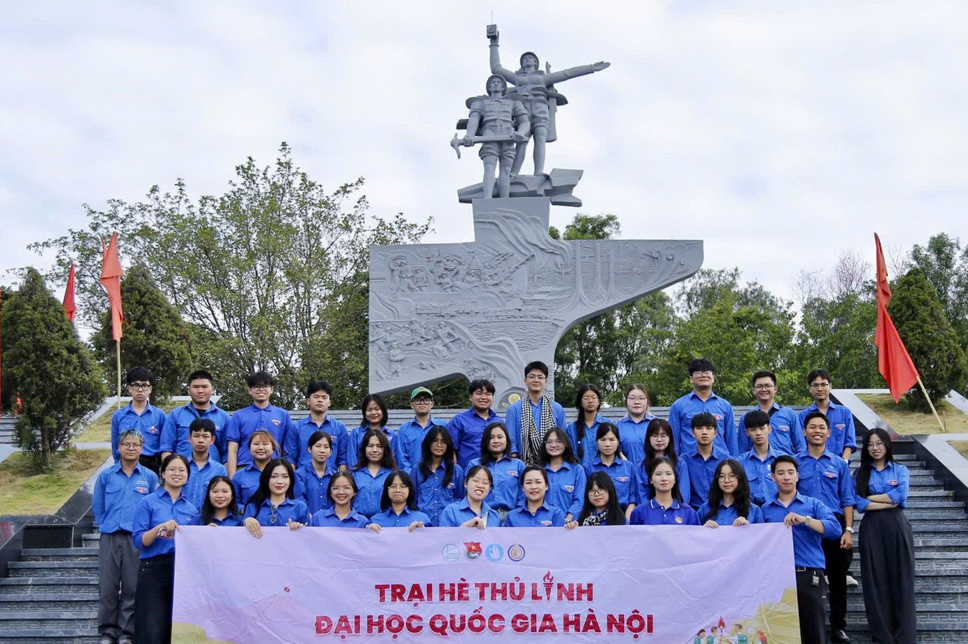 Các thủ lĩnh sinh viên ĐHQG Hà Nội với hành trình tri ân. anh-4.jpg
