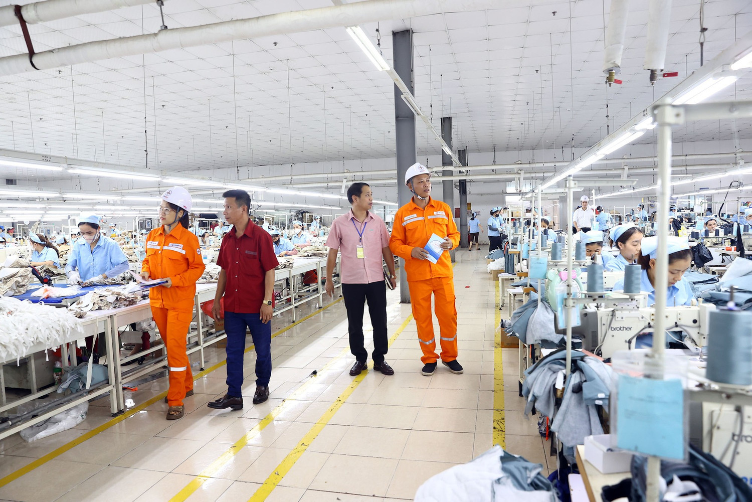 Bộ Công Thương thông tin về thời điểm áp dụng giá điện 2 thành phần