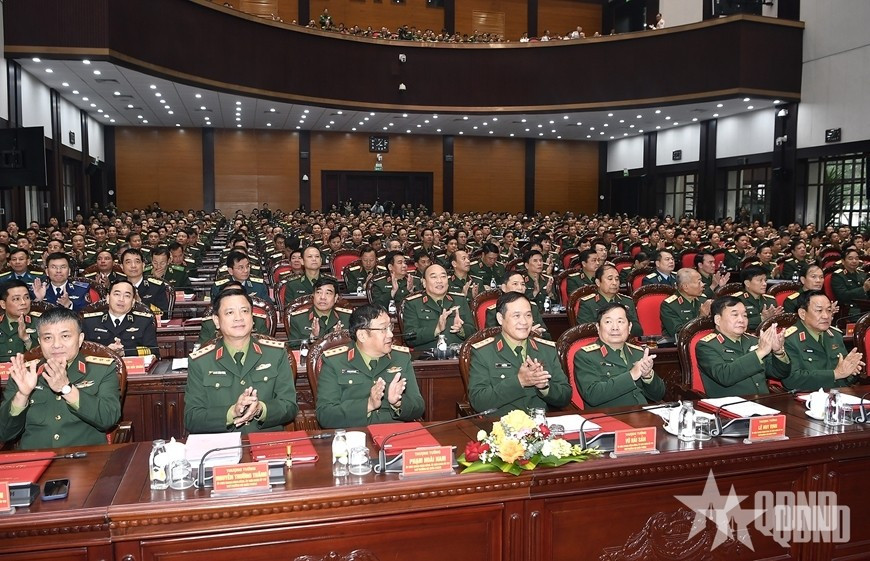 Các đại biểu dự hội nghị.