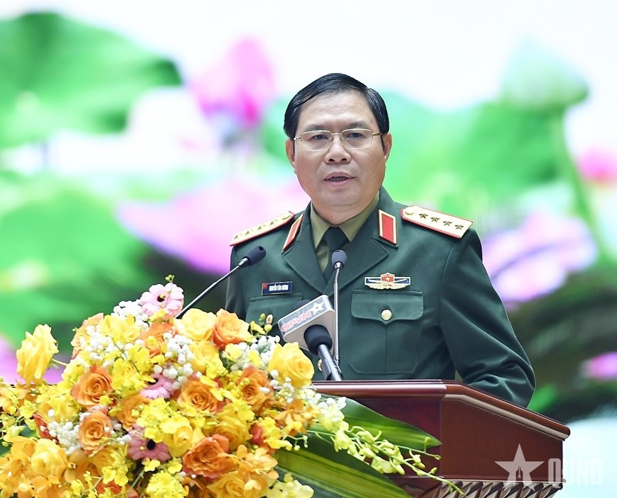 Đại tướng Nguyễn Tân Cương báo cáo kết quả thực hiện nhiệm vụ quân sự, quốc phòng năm 2025.