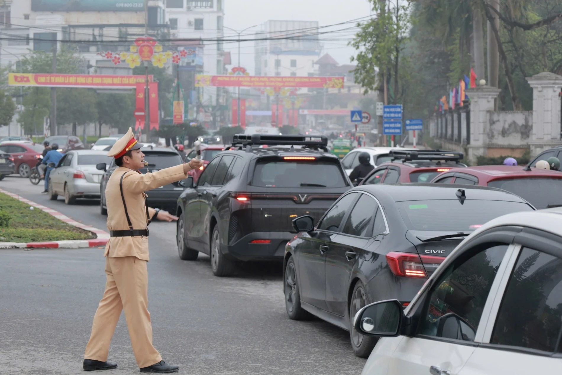 Thái Nguyên Cấm Đường Phục Vụ Chương Trình Nghệ Thuật Và Bắn Pháo Hoa Đón Tết Bính Ngọ 2026