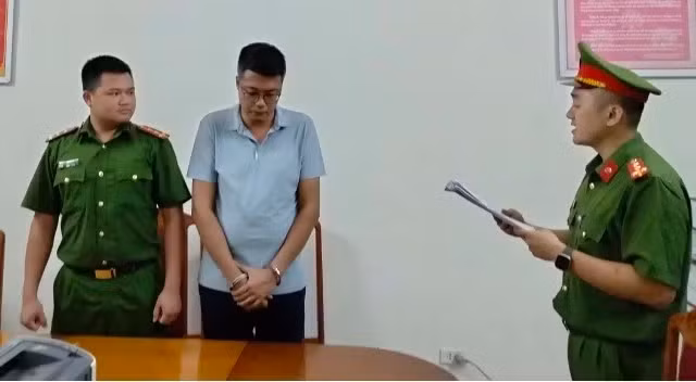 Cán bộ tín dụng dùng chiêu hỗ trợ vay vốn, chiếm đoạt hơn 10 tỷ đồng 