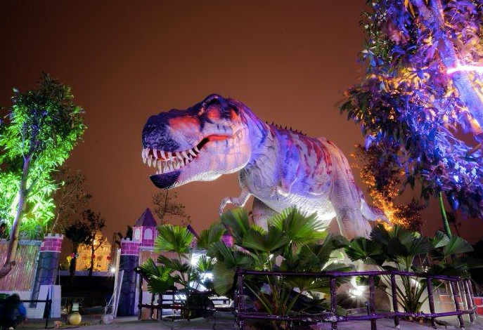 Công viên Khủng long được mở tại thành phố Ninh Bình - Ảnh: Hoàng Long