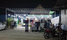 Nam thanh niên lao vào quán nhậu chém chết người rồi tự sát 