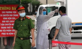 Bệnh viện Bạch Mai ra sao trước giờ gỡ bỏ lệnh cách ly? 