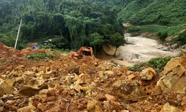 Hiện trường sạt lỡ. Ảnh: CTV