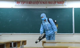 Rốt ráo khử khuẩn trường học chuẩn bị cho kỳ thi THPT 2020