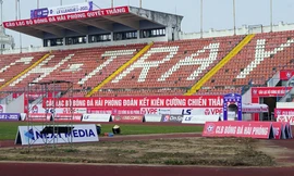 Sân Lạch Tray sạch bóng chuồng gà, vườn rau