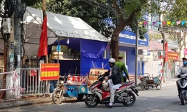 Cách ly 77 cán bộ điện lực Cẩm Giàng vì 2 đồng nghiệp dương tính SARS-CoV-2 