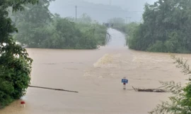 Quảng Bình: Nhiều nơi học sinh nghỉ học vì mưa lũ