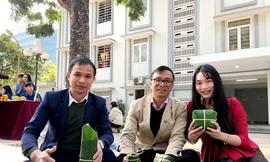 Lưu học sinh nước ngoài gói bánh chưng, học múa chờ đón giao thừa tại Việt Nam