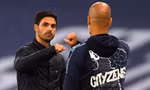 Pep Guardiola chúc mừng Arsenal sau khi chính thức thất bại ở cuộc đua vô địch