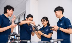 Việt Nam đặt mục tiêu tạo 'đầu tàu khoa học': AI, lượng tử, bán dẫn vào danh sách ưu tiên