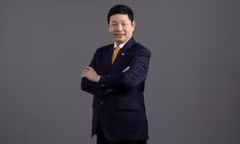 Ông Trương Gia Bình được trao tặng Huân chương Mặt Trời mọc