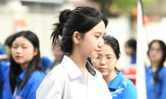 Căng thẳng kỳ thi vào lớp 10: Vì sao nhiều năm Hà Nội vẫn thiếu trường công lập?