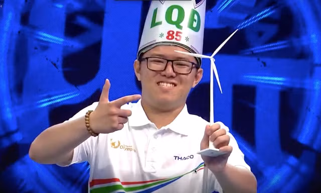 Nam sinh Khánh Hòa ngược dòng soán ngôi đầu, vào Chung kết năm Đường lên đỉnh Olympia 26
